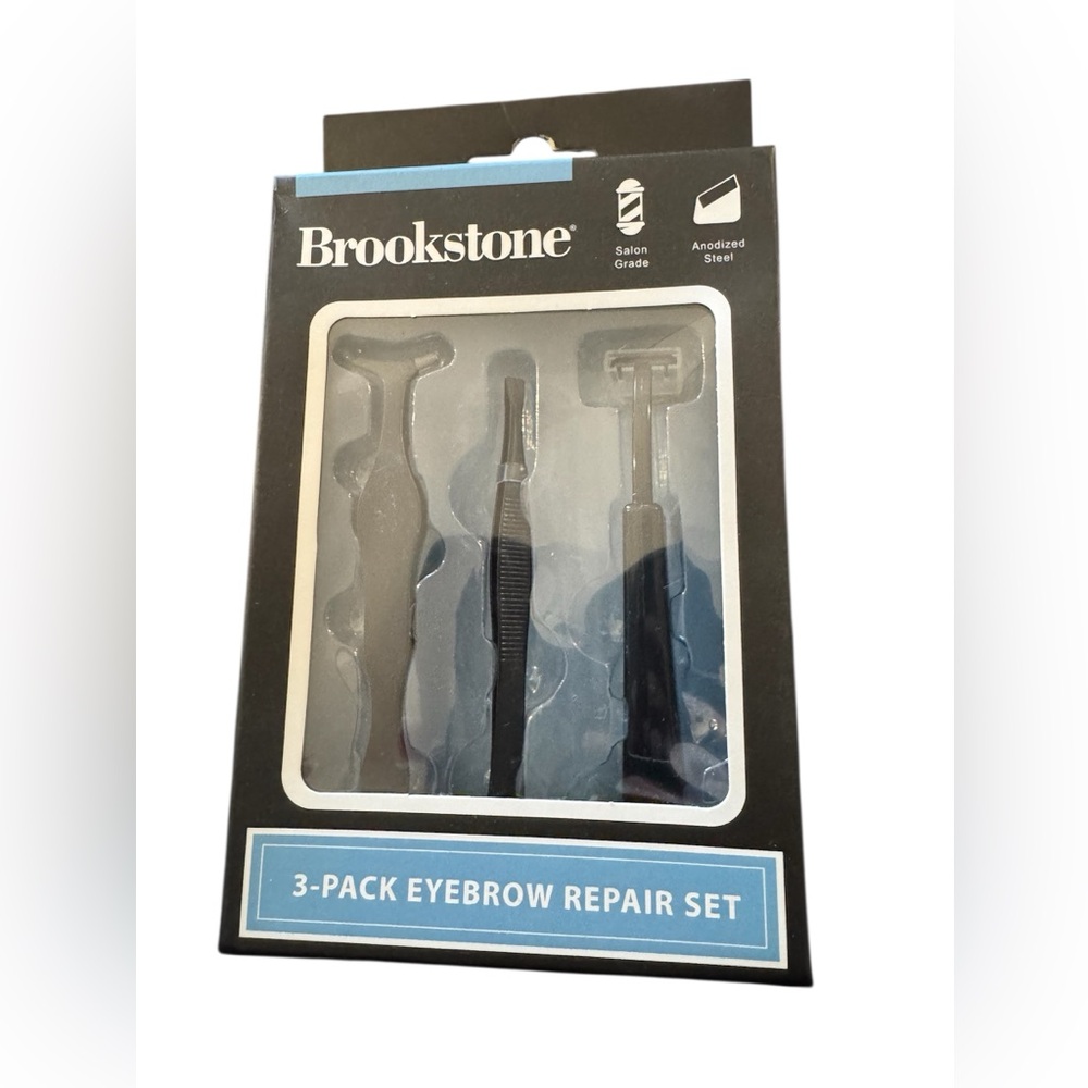Brookstone Black Eyebrow Tool Kit